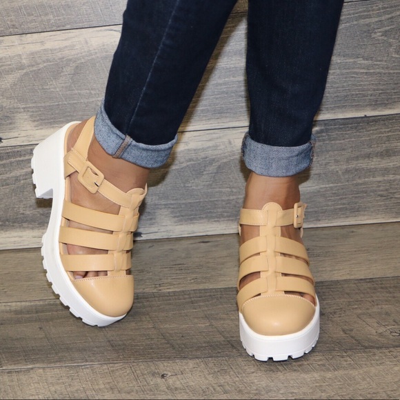 CLOSED TOE Gladiator Platform SANDAL - Picture 4 of 7